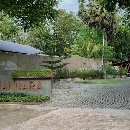 Casa Kandara Waingapu Esterno foto