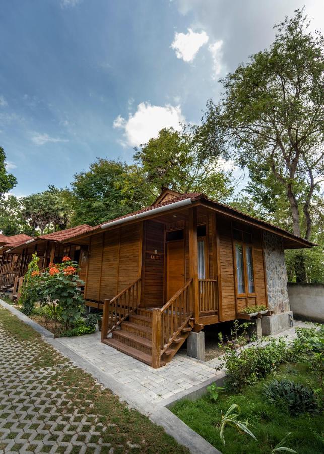 Casa Kandara Waingapu Esterno foto