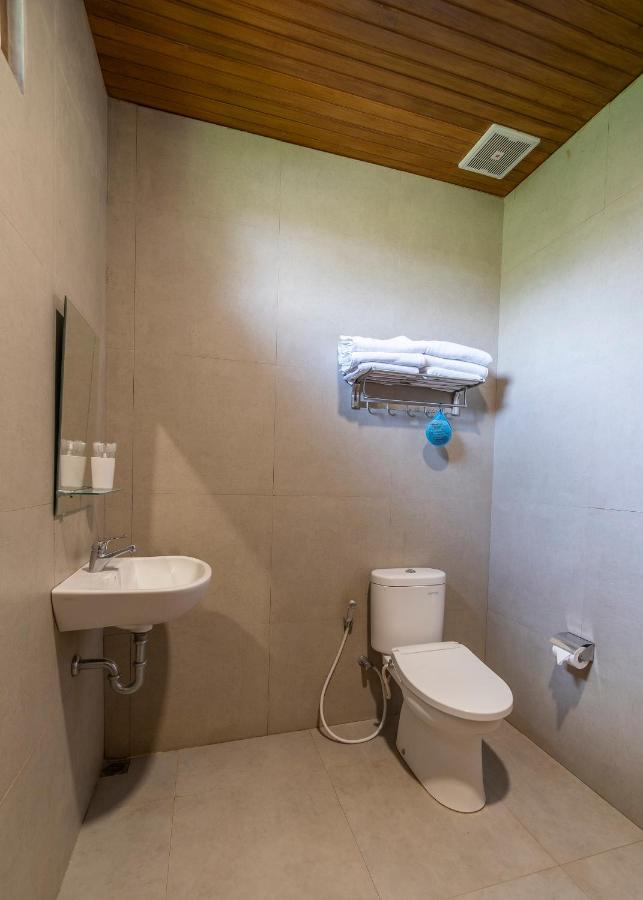 Casa Kandara Waingapu Esterno foto