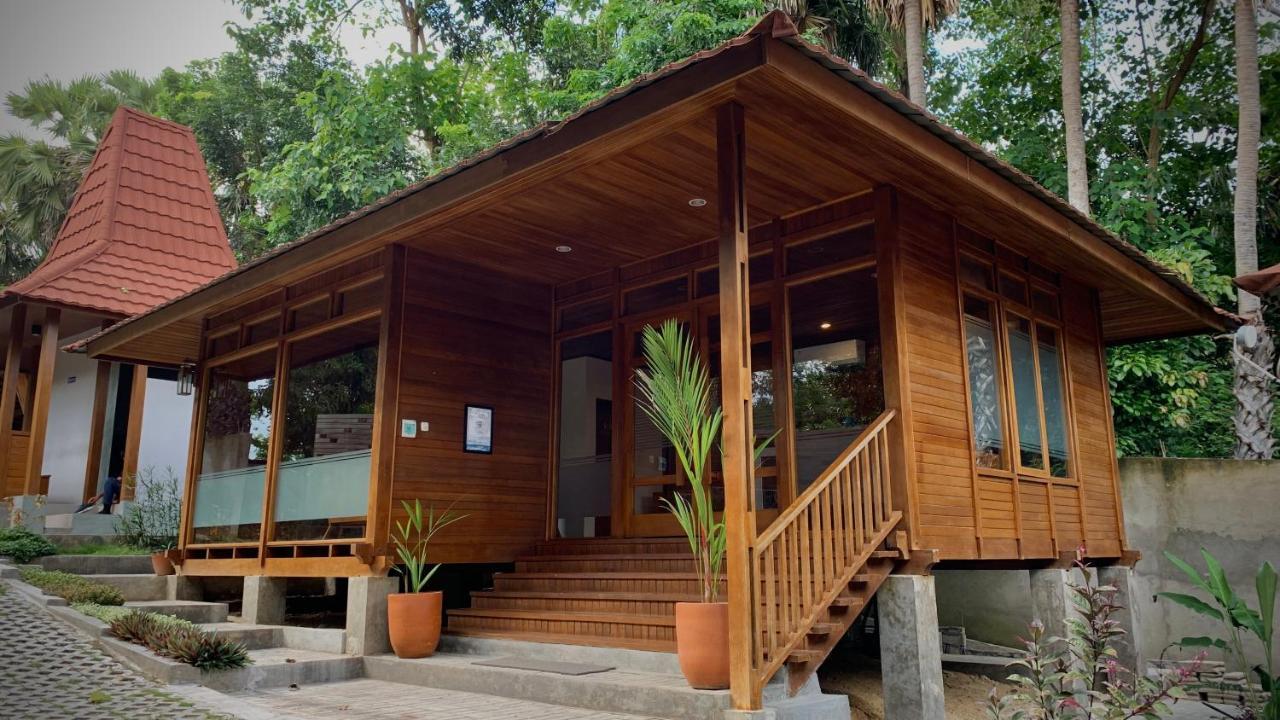Casa Kandara Waingapu Esterno foto